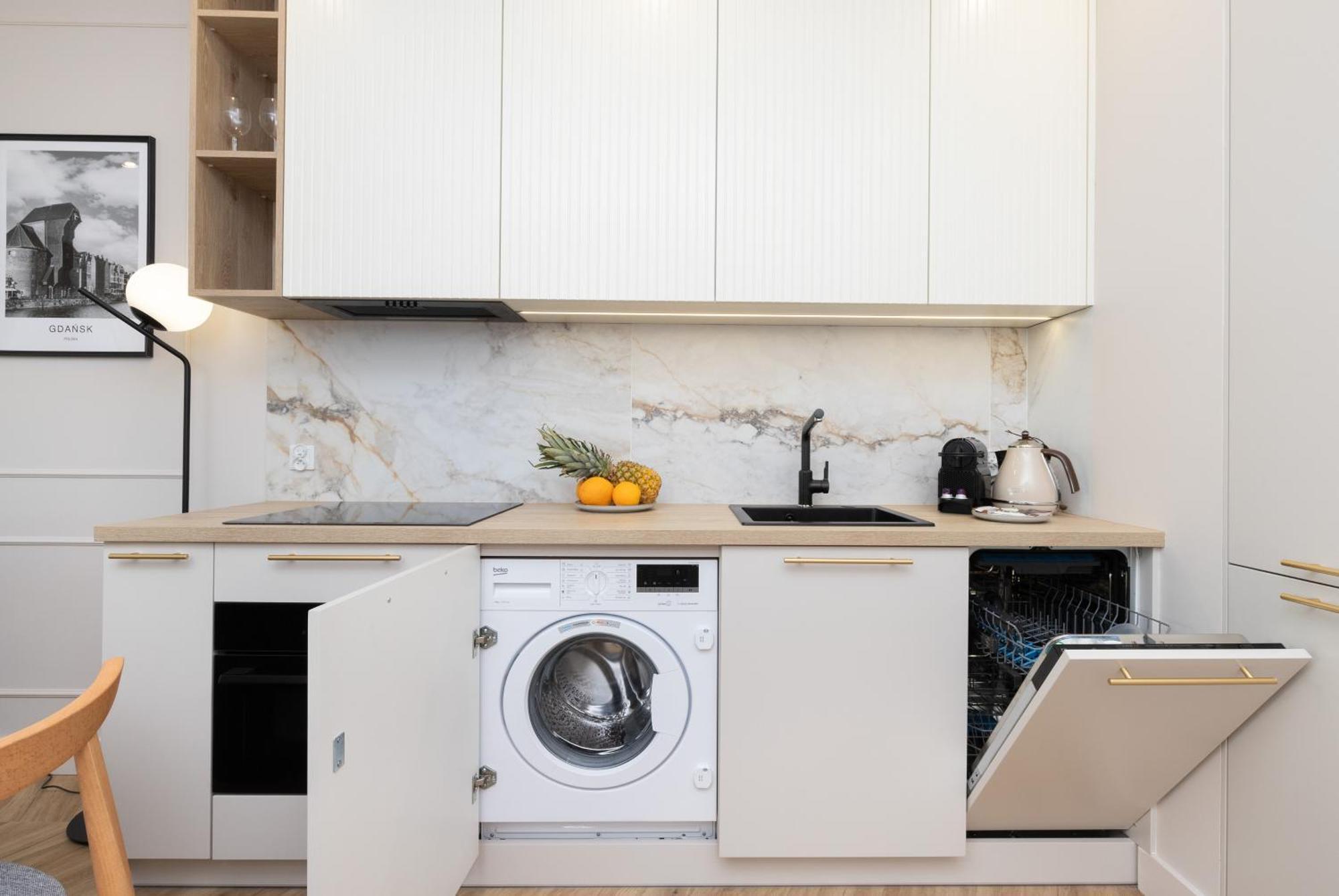 Sienna Grobla Apartment With View Of The Motlawa Terrace & Sauna, Gym By Noclegi Renters Гданск Екстериор снимка