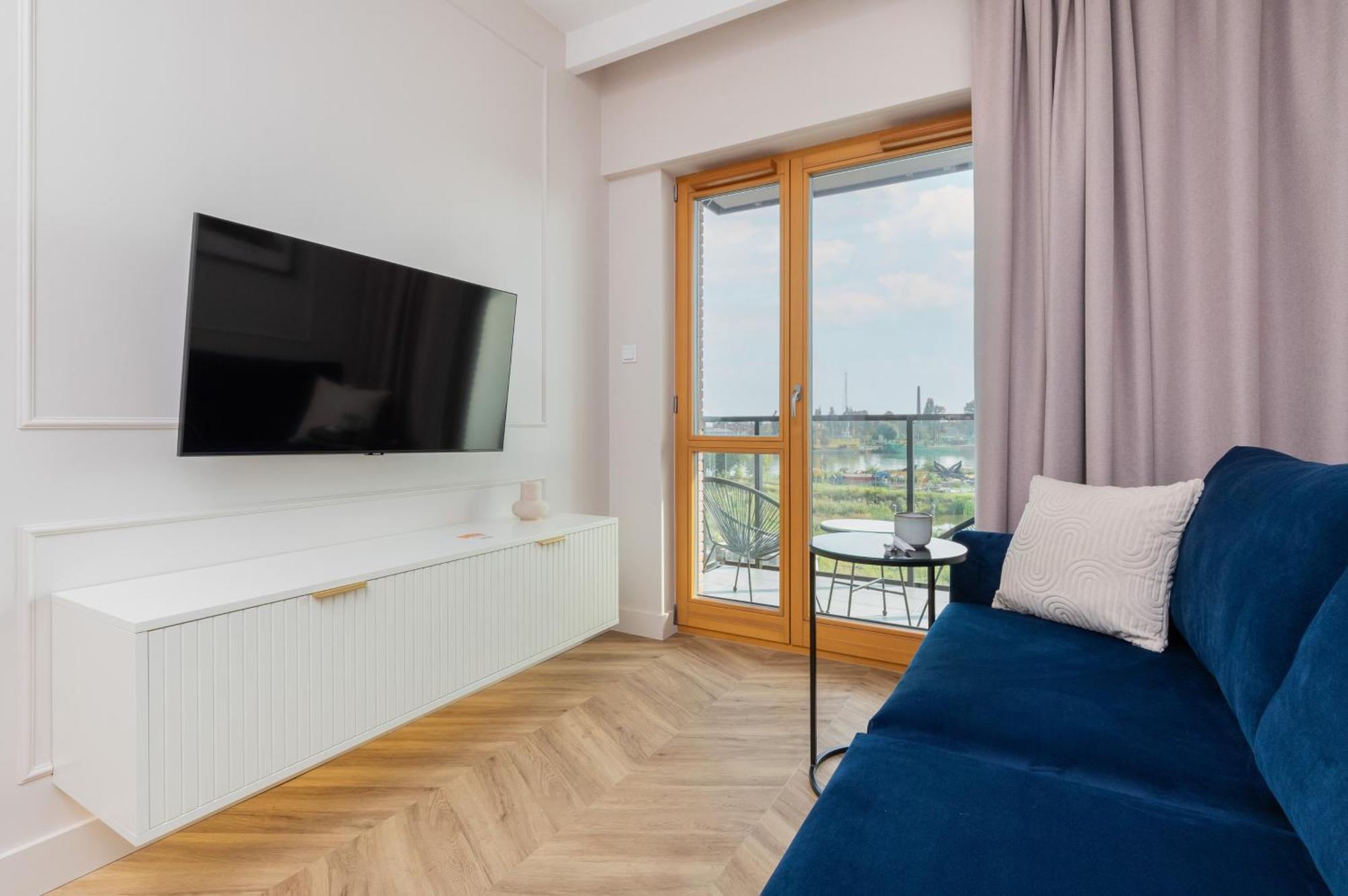 Sienna Grobla Apartment With View Of The Motlawa Terrace & Sauna, Gym By Noclegi Renters Гданск Екстериор снимка